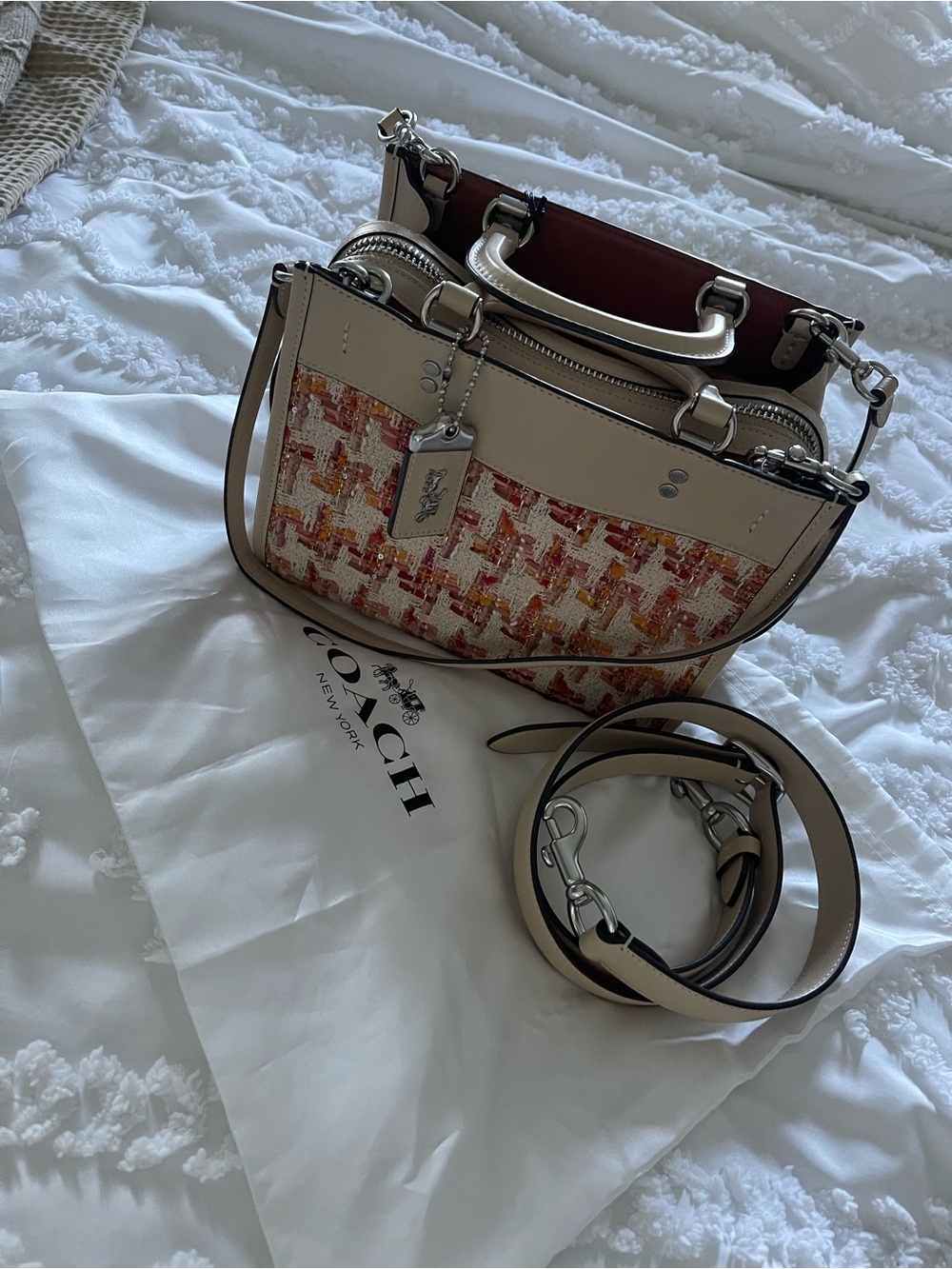 Coach
Rogue Bag 25 In Tweed - Picture 3 of 5